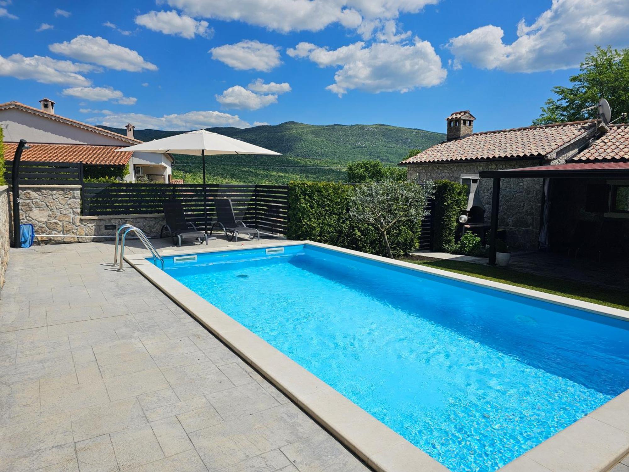 Villa Kos Lupoglav  Exterior photo